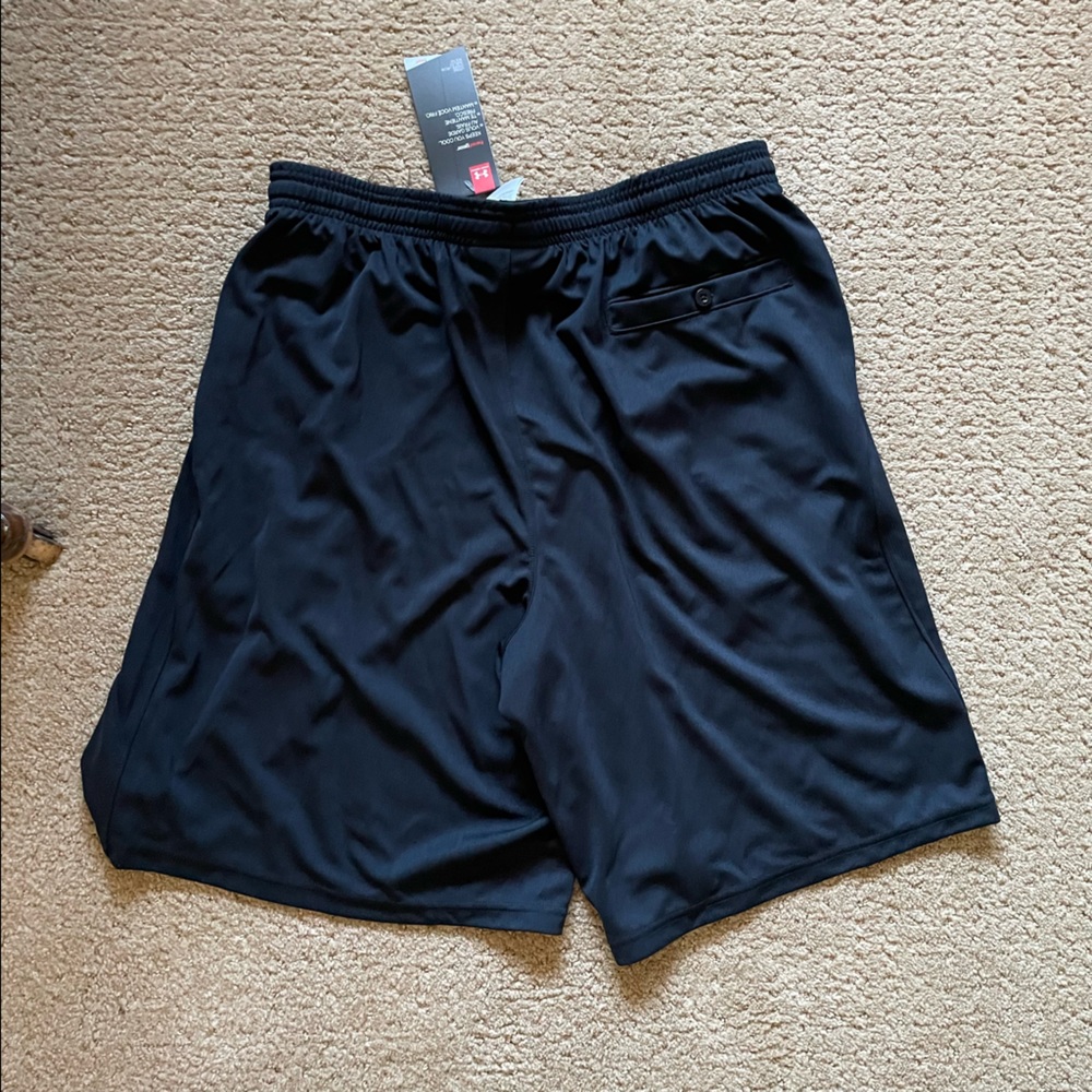 Under armour mens short - Picture 2 of 2